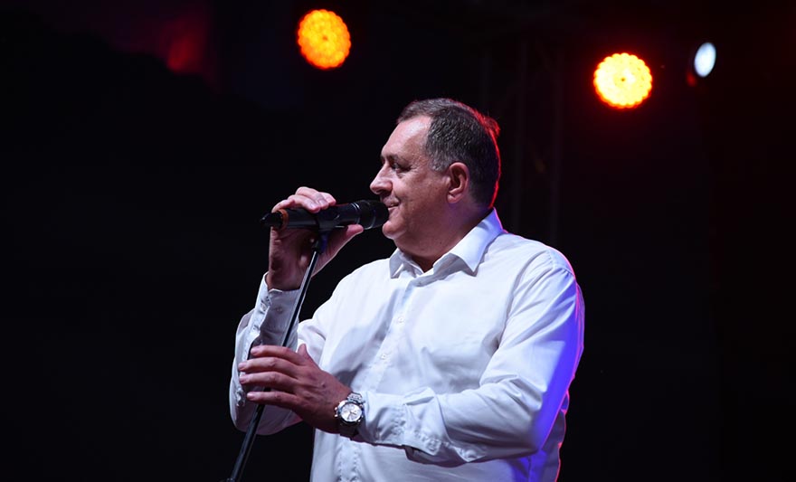 Koncert Celinac Dodik 2.jpg